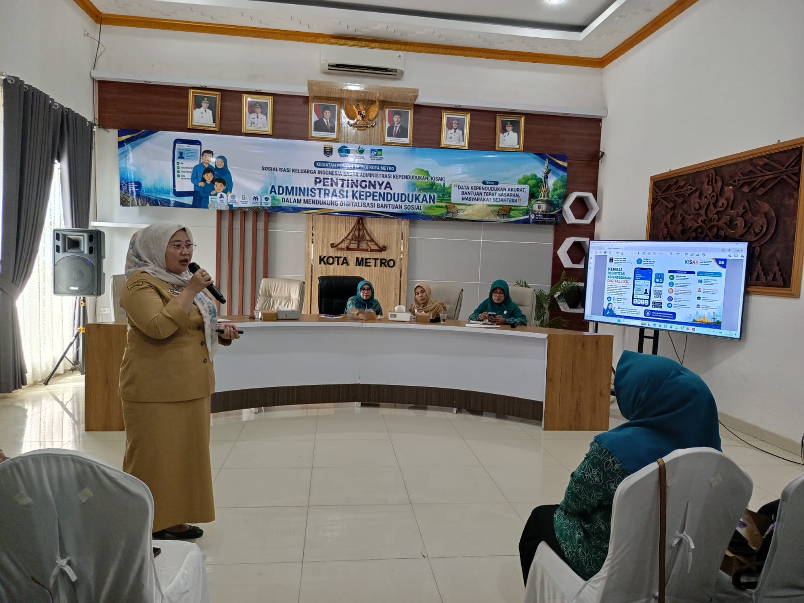 Tiga Hari Edukasi IKD, Kepala Dukcapil Metro Dorong Keluarga Semakin Sadar Administrasi Kependudukan